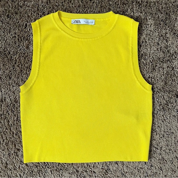 Zara Tops - Zara Yellow Knit Crop Top